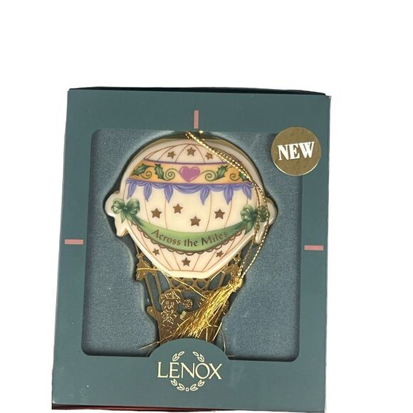 Lot of 4 Lenox Christmas snowflake 2006 1998 hallelujah ballon bird porcelain - Picture 5 of 6